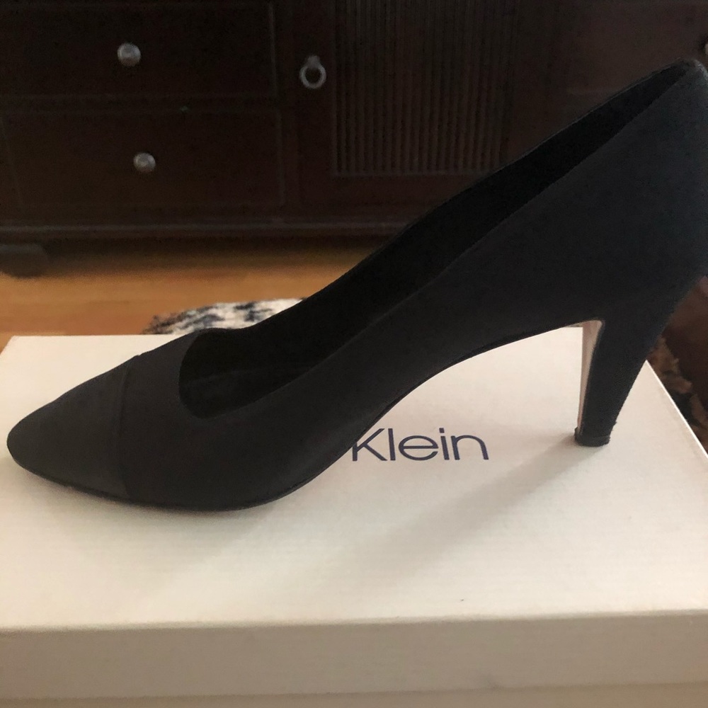 Calvin Klein black pumps